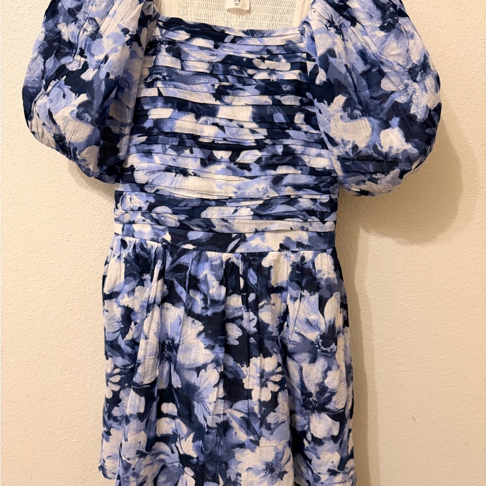 Abercrombie Kids Blue and White Floral Dress